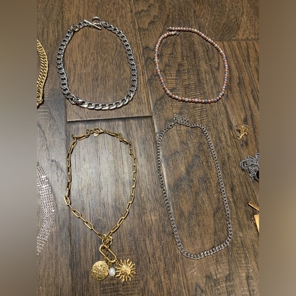 Large Necklace Lot - Picture 3 of 4